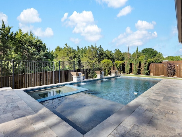 318 Arcadia Way, Rockwall, TX 75087 - view of swimming pool with a patio and a pool with connected hot tub