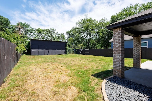 3005 S Jennings Ave, Fort Worth, TX 76110 - view of yard with a patio
