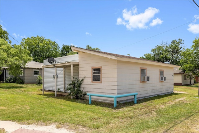 201 S 1st St, Bangs, TX 76823 - view of side of property with a lawn