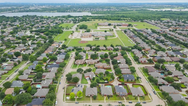 6506 Bunker Hill Ct, Rowlett, TX 75089 - aerial view of property and surrounding area featuring a nearby body of water and nearby suburban area
