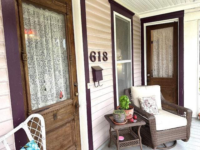 618 W Chestnut St, Denison, TX 75020 - entrance to property featuring covered porch