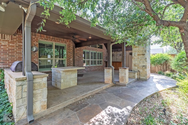 2326 Innisbrook Dr, Abilene, TX 79606 - view of patio / terrace featuring a ceiling fan