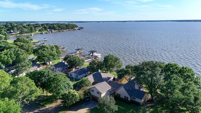 431 Jib Dr, Gun Barrel City, TX 75156 - aerial view of property and surrounding area featuring a nearby body of water