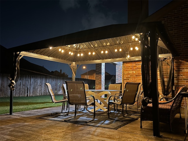 31 Oakridge Ln, Edgecliff Village, TX 76134 - view of patio at twilight