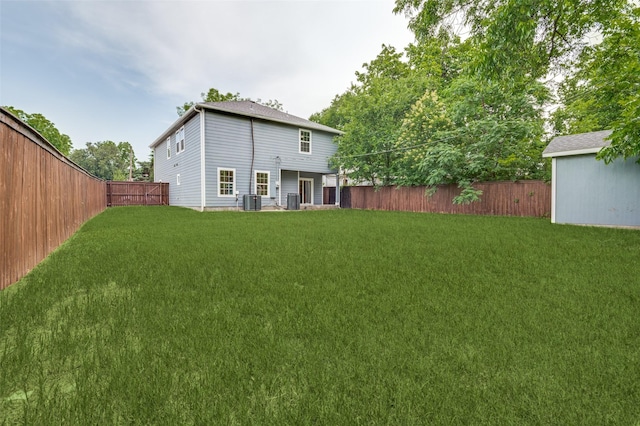 2723 Bentley Ave, Dallas, TX 75211 - view of rear view of house