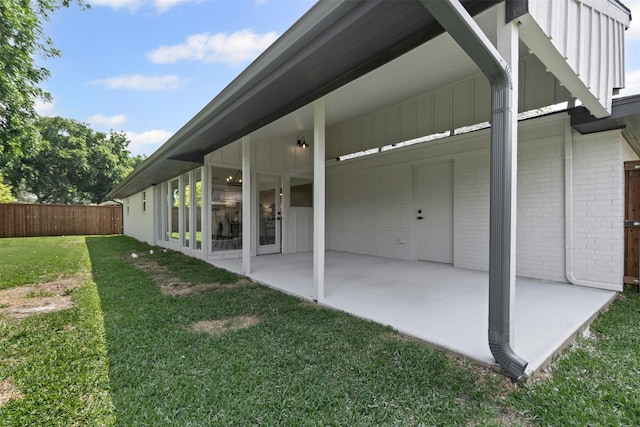 5009 Stacey Ave, Fort Worth, TX 76132 - view of yard with a patio area