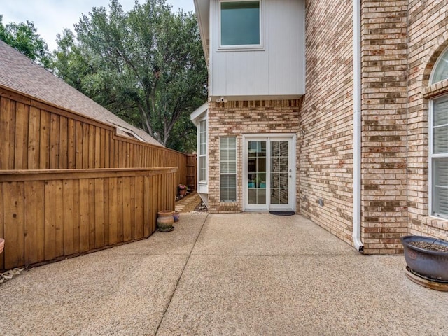 1428 Charlotte Way, Carrollton, TX 75007 - view of patio / terrace