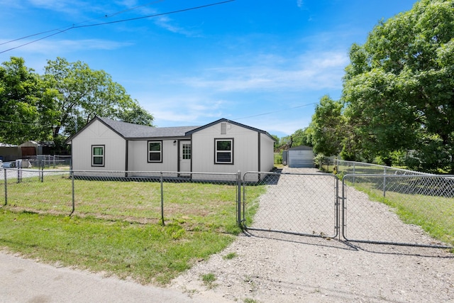 903 1st St, Bridgeport, TX 76426 - view of front of property featuring a gate and driveway
