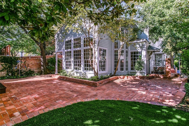 2916 Sale St, Dallas, TX 75219 - back of house with a patio