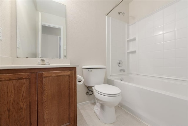 2913 Paddock Way, Denton, TX 76210 - full bath featuring toilet, vanity, shower / washtub combination, and baseboards