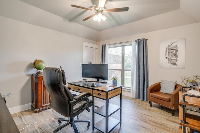 4017 Crick Ct, Weatherford, TX 76087 - home office with ceiling fan, light wood-style flooring, baseboards, and vaulted ceiling