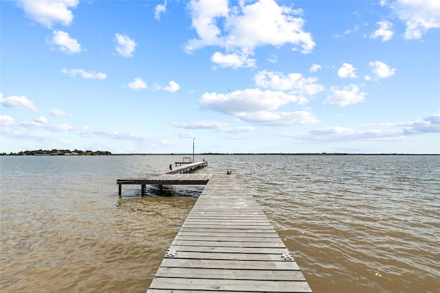 400 Causeway Vw, Seven Points, TX 75143 - dock area featuring a water view