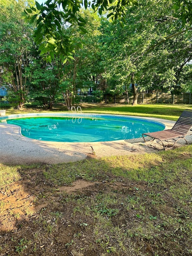 1602 England Rd, Arlington, TX 76013 - view of outdoor pool