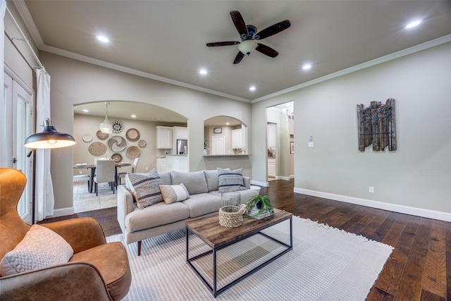3331 Preston Club Dr, Sherman, TX 75092 - living room featuring ceiling fan, arched walkways, hardwood / wood-style flooring, recessed lighting, and baseboards