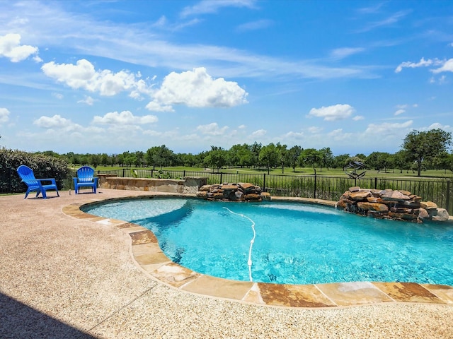 1105 Crown Valley Dr, Weatherford, TX 76087 - view of swimming pool with a fenced backyard and a patio