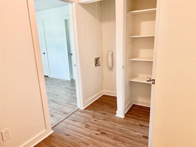 2807 Throckmorton St Unit 101, Dallas, TX 75219 - view of closet