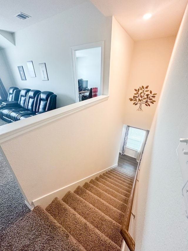 3225 Conley Ct, Mesquite, TX 75126 - view of stairway