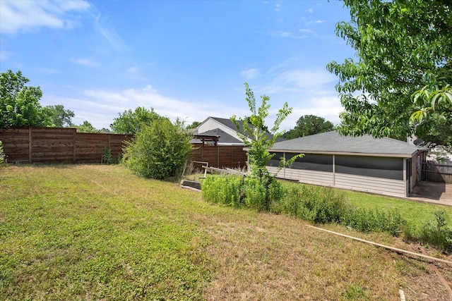 415 Blueberry Hill Ln, Mansfield, TX 76063 - view of yard