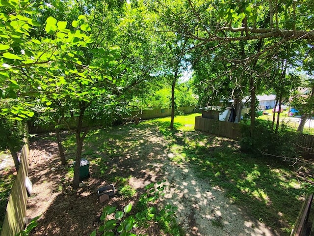 314 Dunn St, Waxahachie, TX 75165 - view of fenced backyard