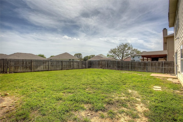 1057 Castle Top Dr, Fort Worth, TX 76052 - view of yard