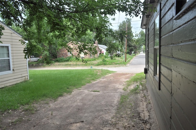 722 Sunset St, Sulphur Springs, TX 75482 - view of yard