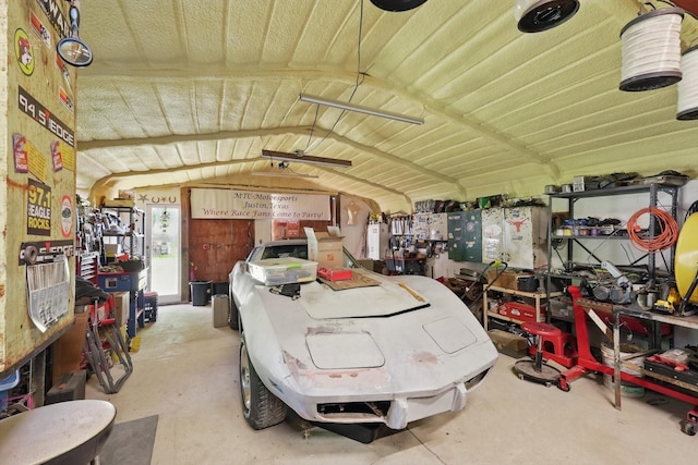 116 S Lyndalyn Ave, Desoto, TX 75115 - view of garage