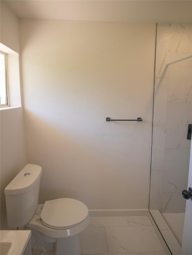 10734 Coogan Dr, Dallas, TX 75229 - bathroom with marble finish floors, a marble finish shower, toilet, and vanity