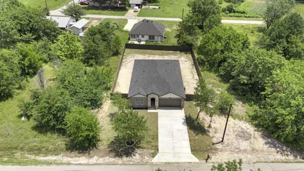 304 Pearl Harbor St, Tool, TX 75143 - view of subject property