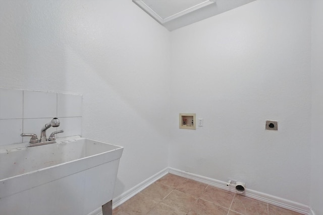 1713 Arvada Dr, Richardson, TX 75081 - laundry area featuring hookup for an electric dryer, washer hookup, and baseboards
