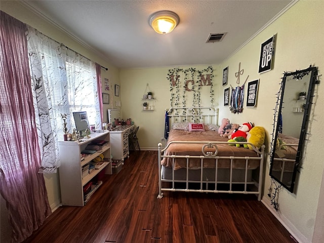 2616 Bardot Ln, Bossier City, LA 71111 - bedroom featuring wood finished floors, crown molding, and baseboards