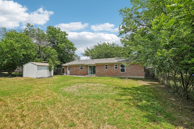 112 Gordon Dr, Azle, TX 76020 - rear view of property featuring brick siding