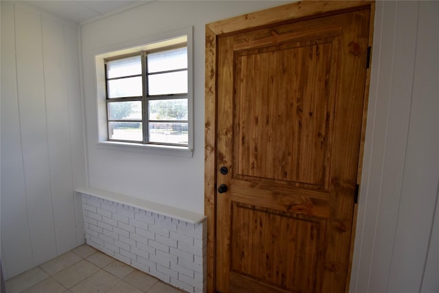 2013 S High St, Brady, TX 76825 - doorway featuring light tile patterned floors