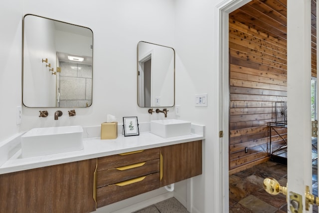 215 N Beverly Dr, Malakoff, TX 75148 - full bathroom featuring double vanity