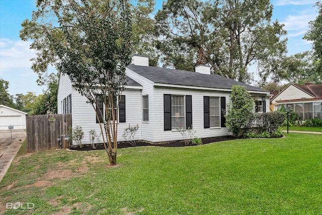 3526 Greenway Pl, Shreveport, LA 71105 - view of front facade with a chimney