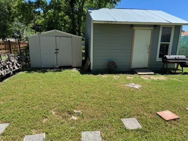 2711 San Diego Dr, Dallas, TX 75228 - view of shed