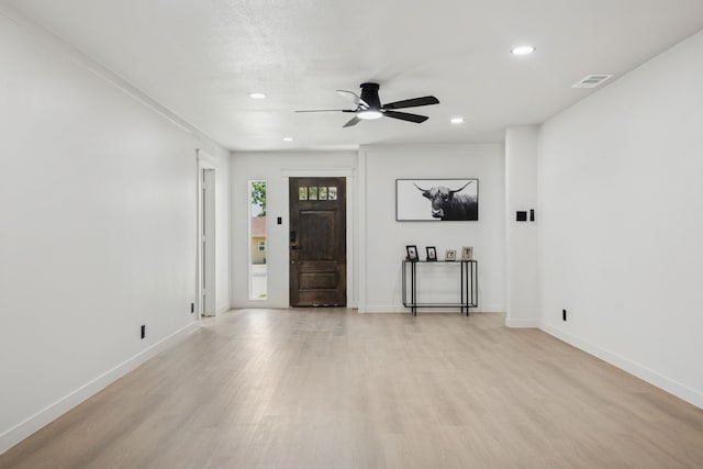2023 William Ln, Carrollton, TX 75006 - entrance foyer with light wood-type flooring, a ceiling fan, recessed lighting, and baseboards