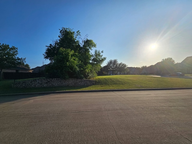 162 Overlook Dr, Sunnyvale, TX 75182