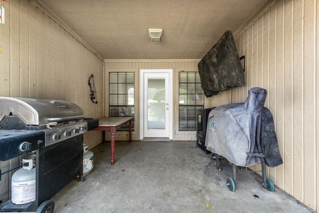 7020 Live Oak Dr, North Richland Hills, TX 76182 - view of patio / terrace with area for grilling