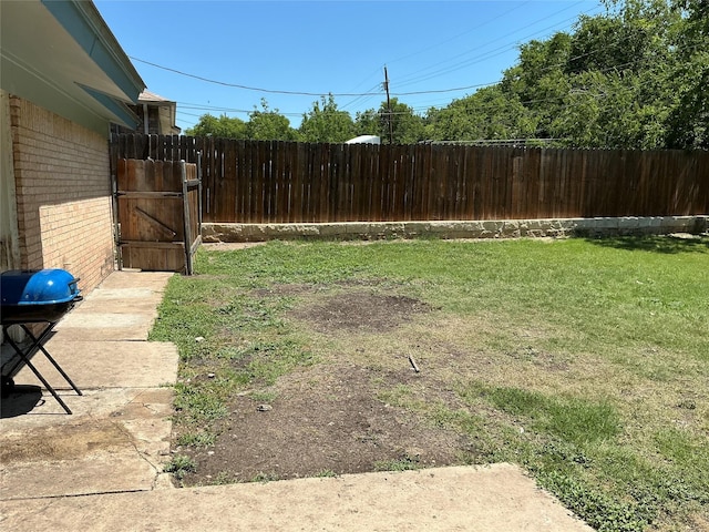 1403 Little St, Copperas Cove, TX 76522 - view of yard with a gate