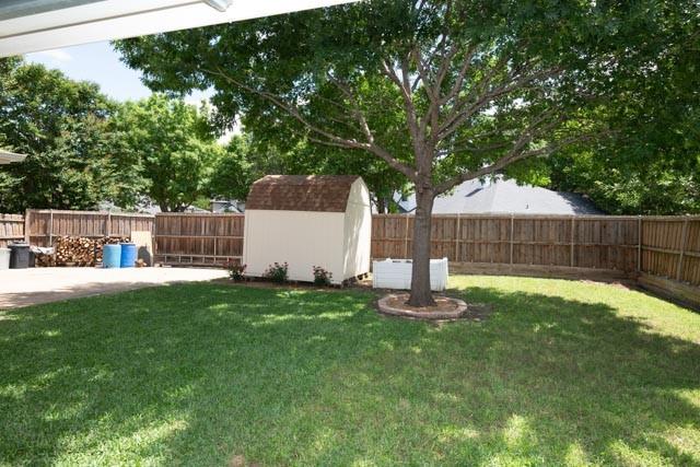 1111 Bayshore St, Allen, TX 75002 - view of yard featuring a patio area