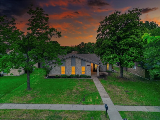 3609 Marwick Dr, Plano, TX 75075 - mid-century home featuring a front yard