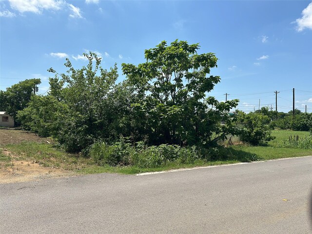 7420 Elm St, The Colony, TX 75056