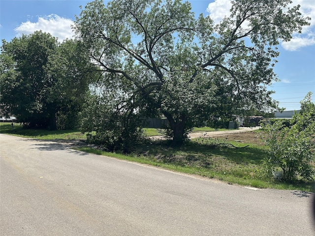 7420 Elm St, The Colony, TX 75056