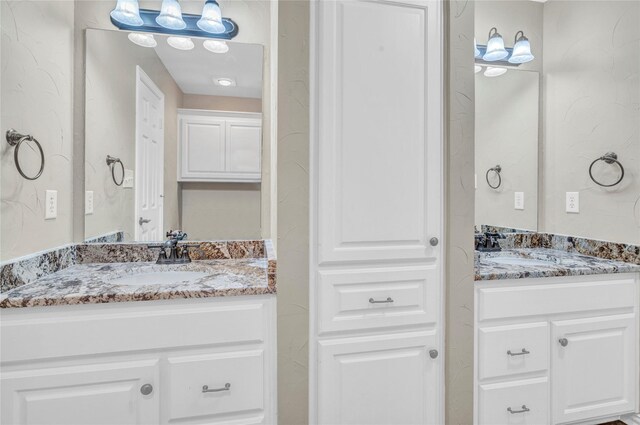 15741 Big Horn Trl, Frisco, TX 75035 - bathroom featuring vanity