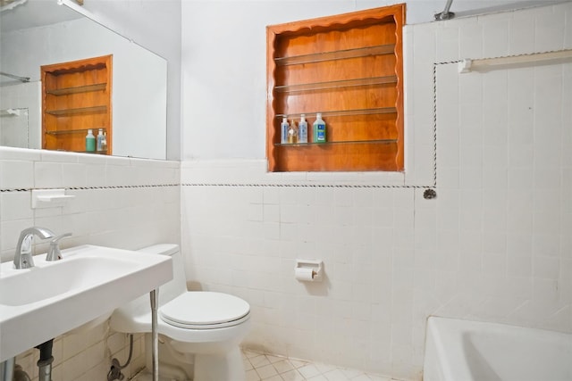 520 Circleview Dr S, Hurst, TX 76054 - full bathroom with tile walls, toilet, a shower, a bath, and a sink