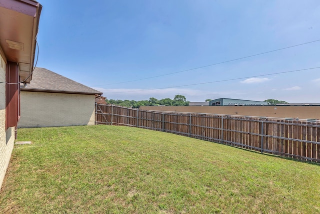 225 Wildwood Dr, Desoto, TX 75115 - view of yard