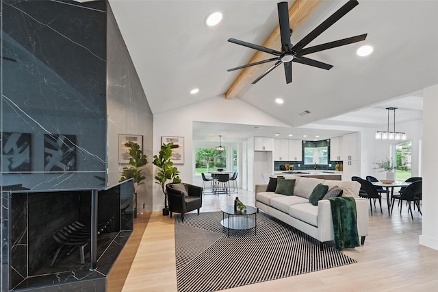1429 Waterford Pl, Garland, TX 75044 - living area featuring recessed lighting, light wood-type flooring, a ceiling fan, and baseboards
