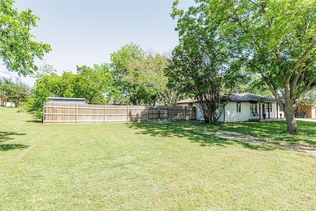 405 Valcik, Decatur, TX 76234 - view of yard