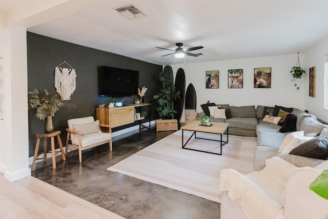 405 Valcik, Decatur, TX 76234 - living area with ceiling fan and baseboards