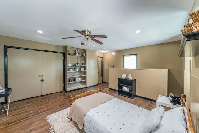 408 Davis St, Weatherford, TX 76086 - bedroom featuring wood finished floors, recessed lighting, a ceiling fan, and a closet